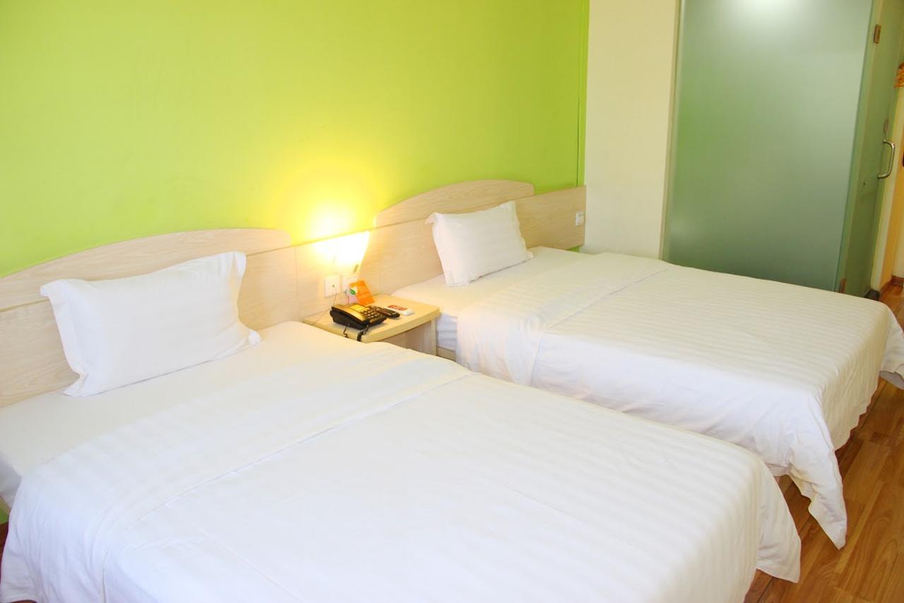 7Days Inn Nanjing Xinjiekou Shanghai Road Subway Station Luaran gambar