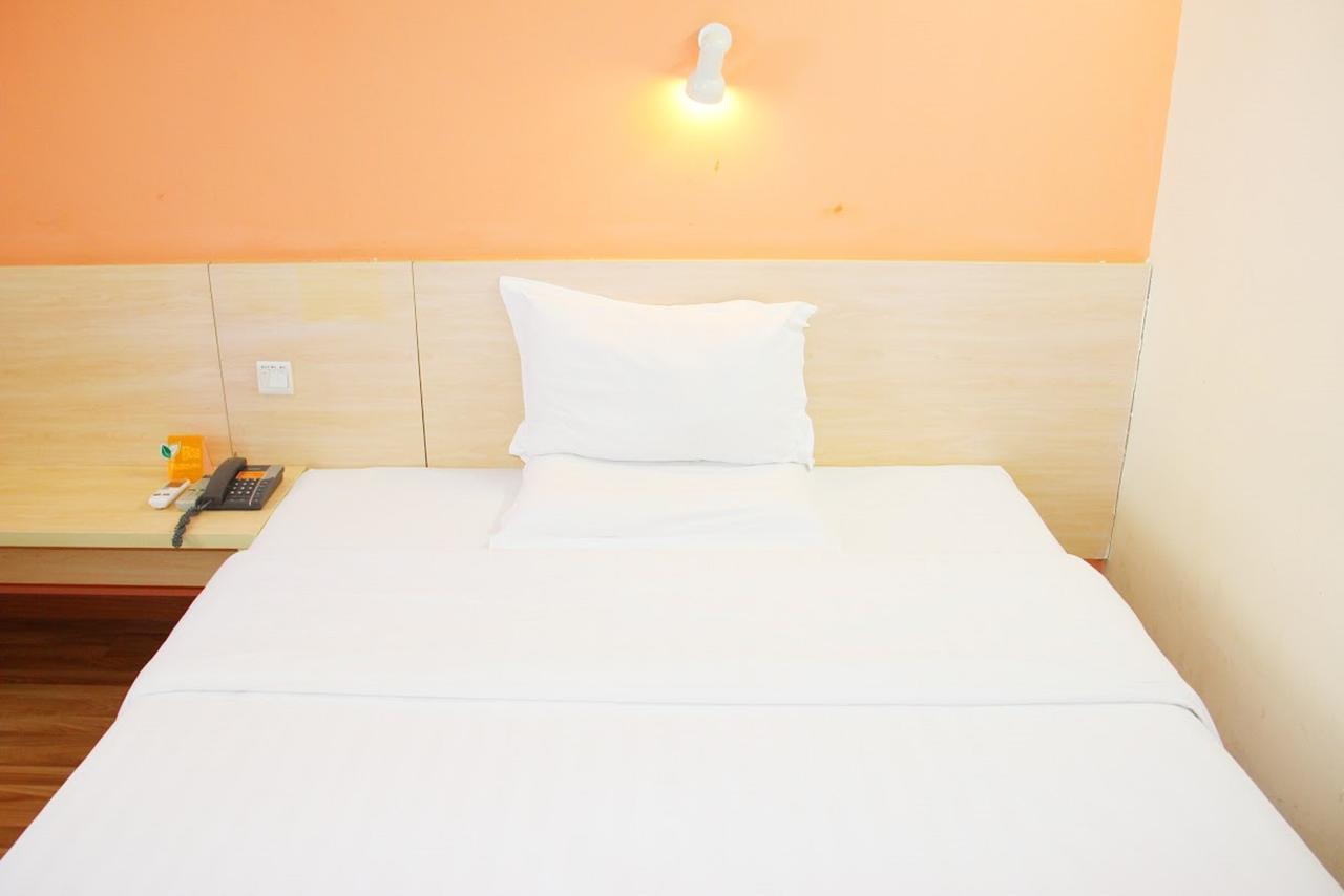 7Days Inn Nanjing Xinjiekou Shanghai Road Subway Station Luaran gambar